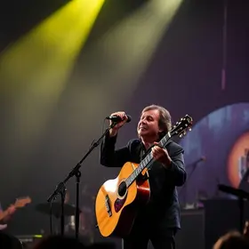 Roberto Carlos desembarca em Cachoeiro