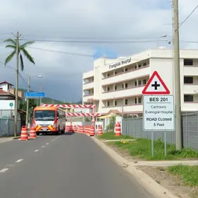 Cachoeiro Hospital Evangélico bloqueio obras